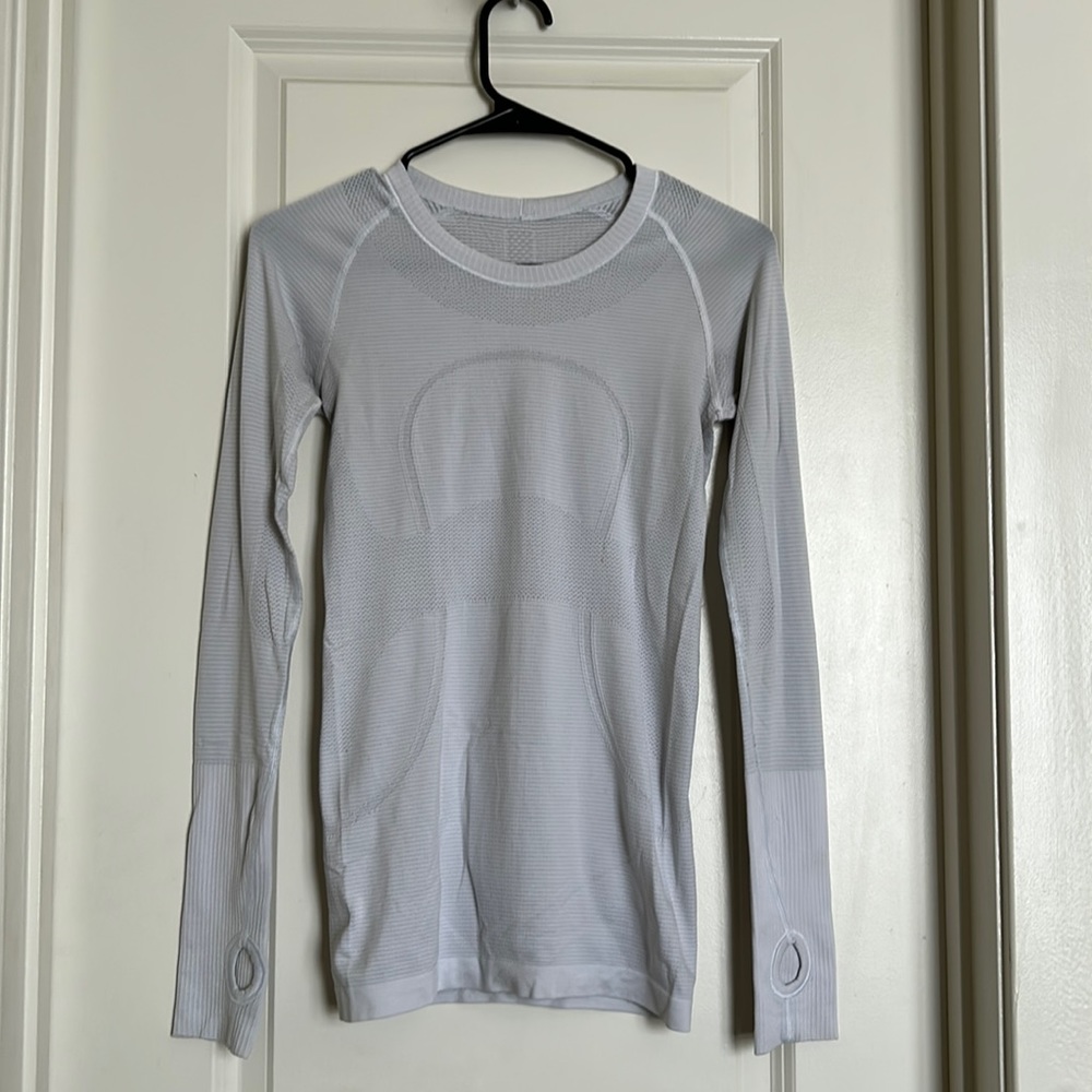 Lululemon Swiftly Tech- long sleeve